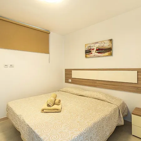 Marina Primavera Sunshine דירה אדחה